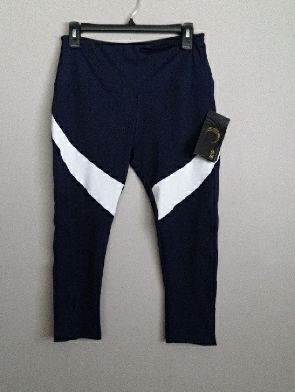 BSP Better Sports Performanc Navy and White Athletic Leggings Capri